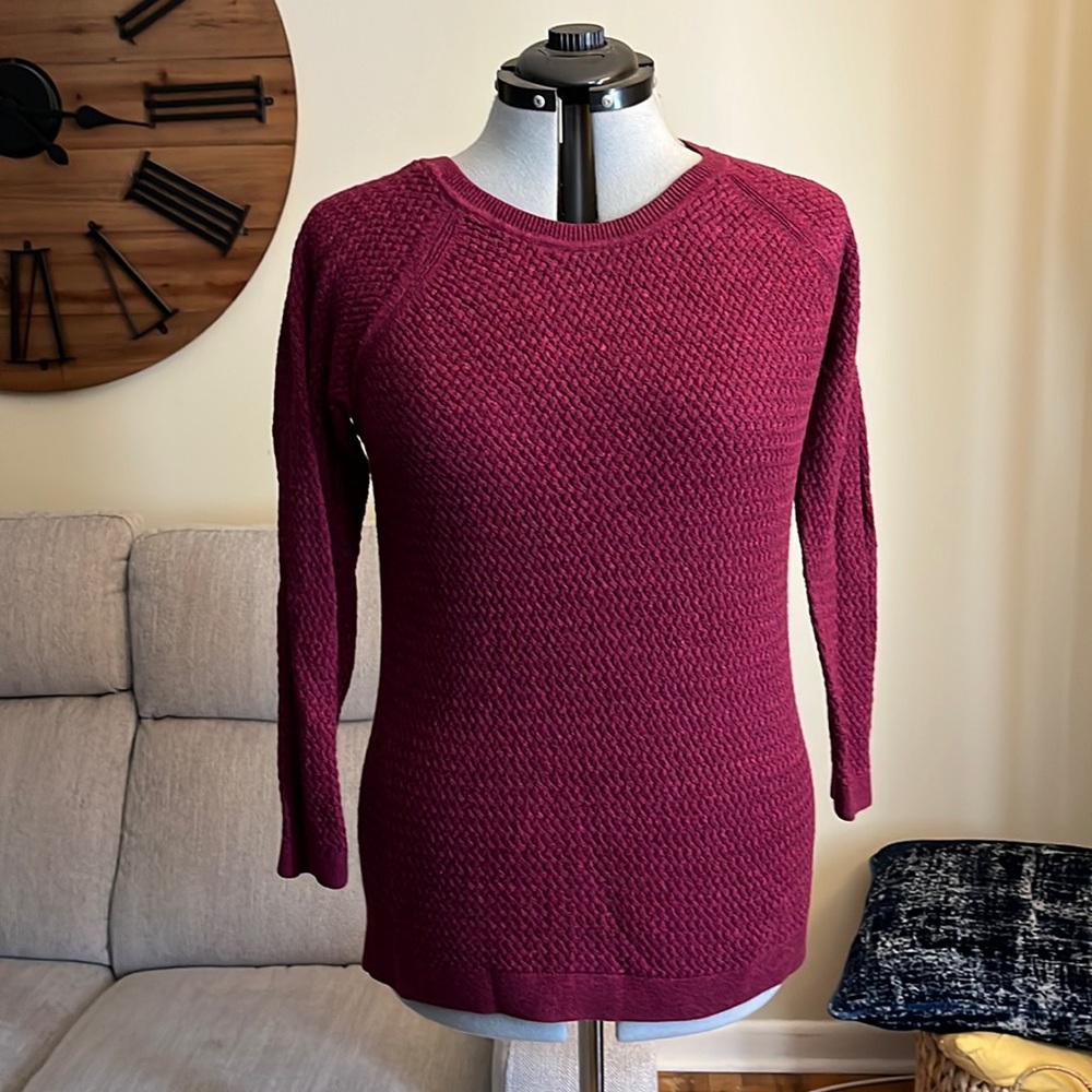 Women’s sweater size XL